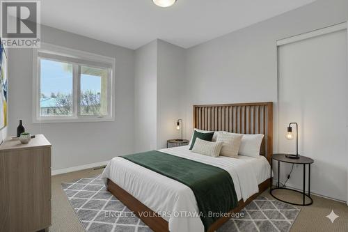 21 Drayton Private, Ottawa, ON - Indoor Photo Showing Bedroom
