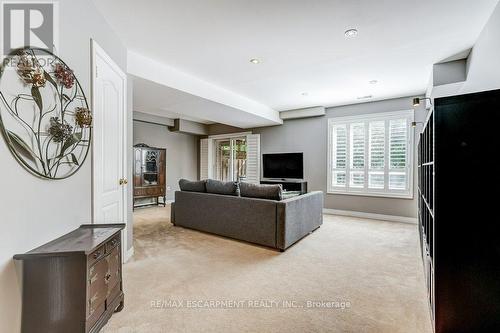 4134 Medland Drive, Burlington, ON - Indoor