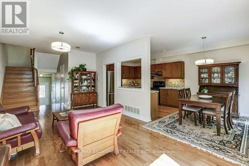 4134 Medland Drive, Burlington, ON - Indoor