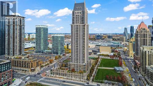 1609 - 388 PRINCE OF WALES DRIVE  Mississauga, ON L5B 0A1