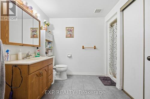 428 Dayna Crescent, Waterloo, ON - Indoor Photo Showing Bathroom