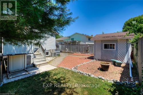 428 Dayna Crescent, Waterloo, ON - Outdoor