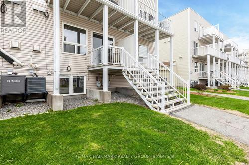 Rear patio and staircase summer view - 896 Longfields Drive, Ottawa, ON - Outdoor