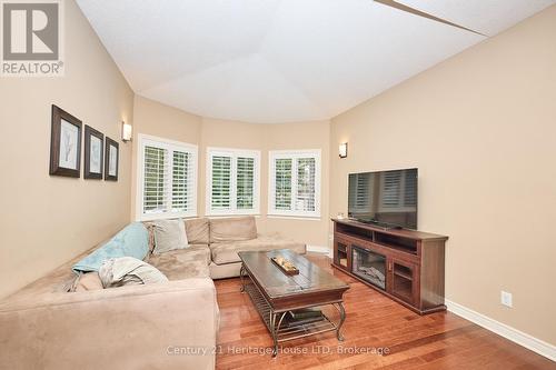 3257 Grove Avenue, Fort Erie (Ridgeway), ON - Indoor Photo Showing Dining Room