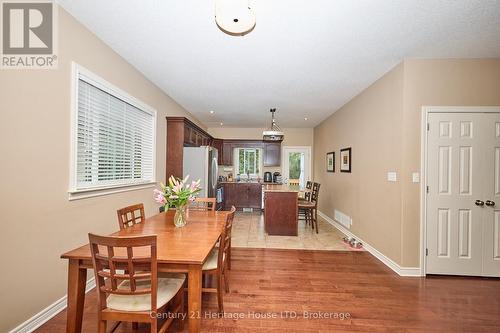 3257 Grove Avenue, Fort Erie (Ridgeway), ON - Indoor Photo Showing Kitchen With Double Sink