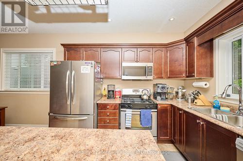 3257 Grove Avenue, Fort Erie (Ridgeway), ON - Indoor Photo Showing Bedroom