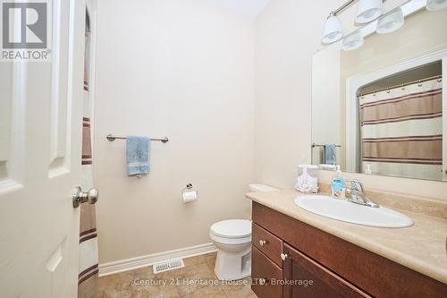 3257 Grove Avenue, Fort Erie (Ridgeway), ON - Indoor Photo Showing Bedroom