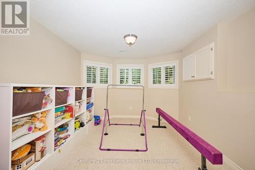 3257 Grove Avenue, Fort Erie (Ridgeway), ON - Indoor Photo Showing Bedroom