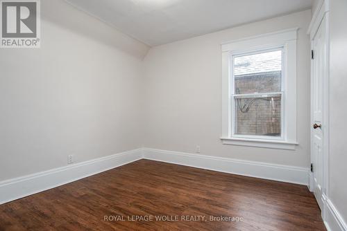 94 Scott Street, Kitchener, ON - Indoor Photo Showing Other Room