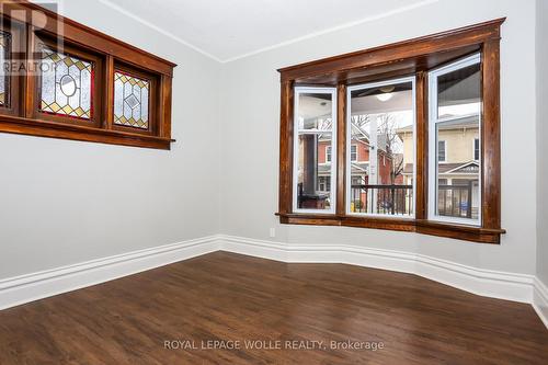 94 Scott Street, Kitchener, ON - Indoor Photo Showing Other Room