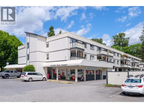 216 780 PREMIER STREET  North Vancouver, BC V7J 2G8