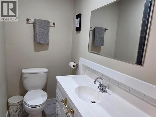 2546 Upper Bench Road, Keremeos, BC - Indoor Photo Showing Bathroom