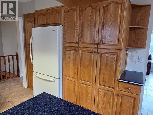 2546 Upper Bench Road, Keremeos, BC - Indoor