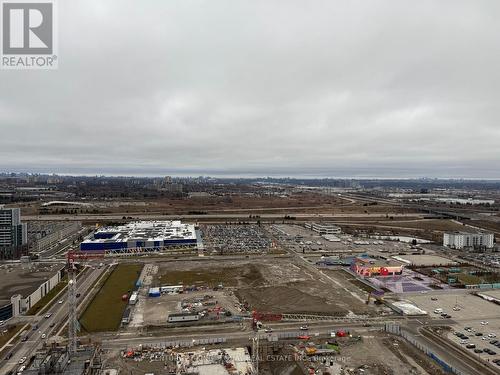 3312 - 8 Interchange Way, Vaughan, ON - Outdoor With View
