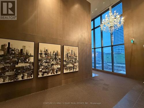 3312 - 8 Interchange Way, Vaughan, ON - Indoor Photo Showing Other Room