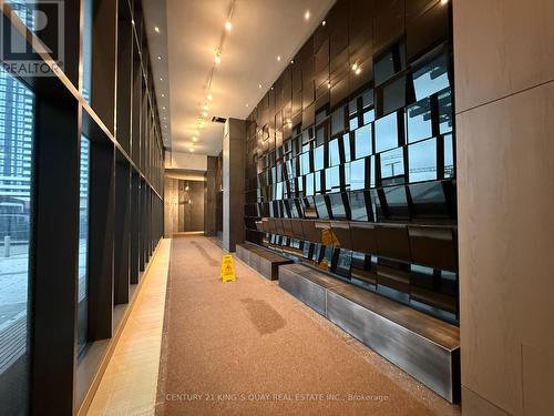 3312 - 8 Interchange Way, Vaughan, ON - Indoor Photo Showing Other Room