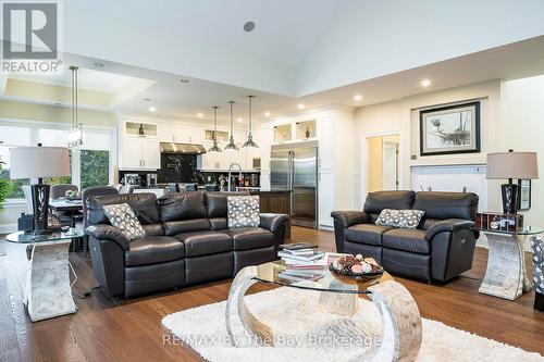 18 Edgewater Road, Wasaga Beach, ON - 