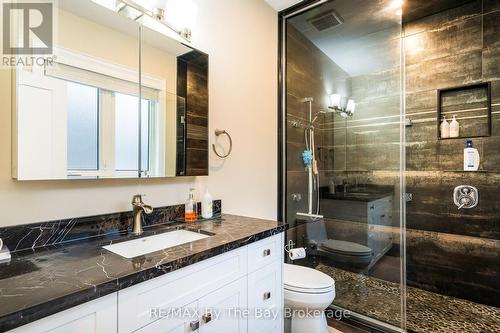 18 Edgewater Road, Wasaga Beach, ON - Indoor