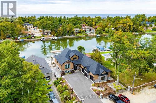 18 Edgewater Road, Wasaga Beach, ON - Indoor Photo Showing Other Room