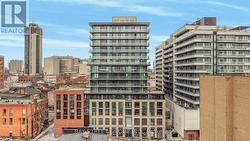 826 - 1 JARVIS STREET E  Hamilton, ON L8R 3J2