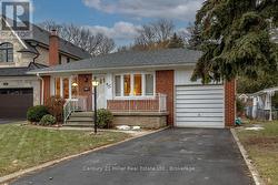 1540 TROTWOOD AVENUE  Mississauga (Mineola), ON L5G 3Z9