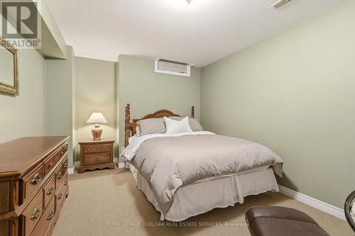 5205 Brada Crescent, Burlington, ON - Indoor Photo Showing Bedroom