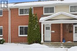646 BORTHWICK AVENUE  Ottawa, ON K1K 2L9
