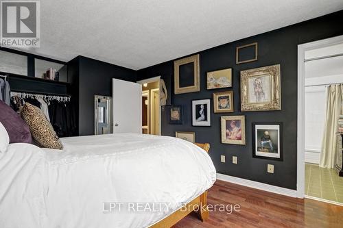 56 Sandhurst Court, Ottawa, ON - Indoor Photo Showing Bedroom