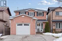211 RAVENSCROFT ROAD  Ajax, ON L1T 2T5