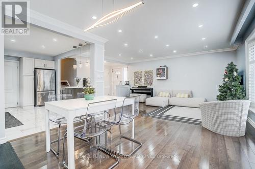 47 Manorglen Crescent, Toronto, ON - Indoor Photo Showing Dining Room