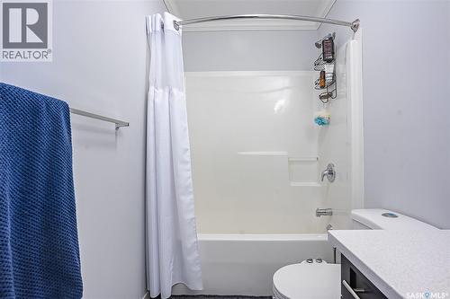 340 620 Cornish Road, Saskatoon, SK - Indoor Photo Showing Bathroom