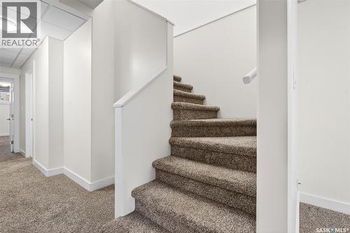 915 Athabasca Street E, Moose Jaw, SK - Indoor Photo Showing Other Room