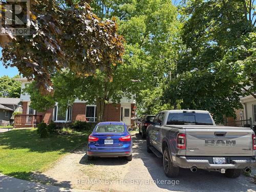 43 CHRISTIE CRESCENT  Barrie (Letitia Heights), ON L4N 4V2