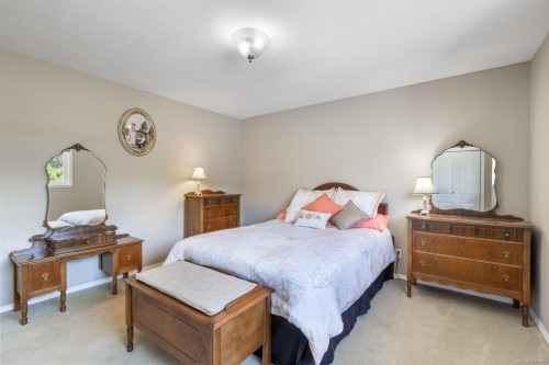 6348 Eagles Dr, Courtenay, BC 