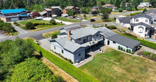 6348 Eagles Dr, Courtenay, BC 