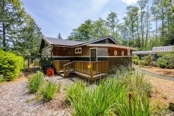 1415 Baikie Rd  Denman Island, BC V0R 1T0
