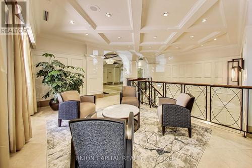 1104 - 5229 Dundas Street W, Toronto, ON - Indoor Photo Showing Other Room