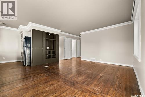 1230 Victoria Avenue, Regina, SK - Indoor Photo Showing Other Room