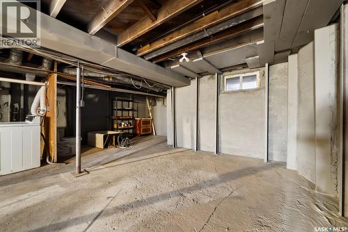 1230 Victoria Avenue, Regina, SK - Indoor Photo Showing Basement