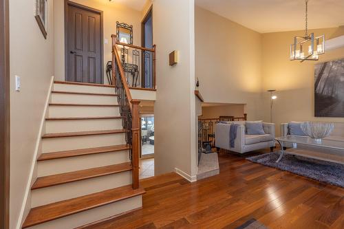 Hall d'entrée/Vestibule - 275 Rue De Thèbes, Laval (Vimont), QC - Indoor Photo Showing Other Room