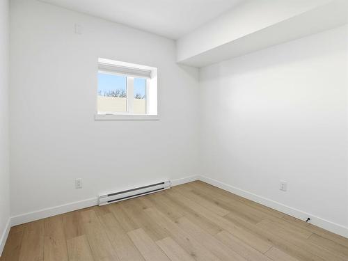 129 5Th Avenue, Swan River, MB - Indoor Photo Showing Other Room