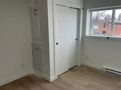 129 5Th Avenue, Swan River, MB - Indoor Photo Showing Other Room