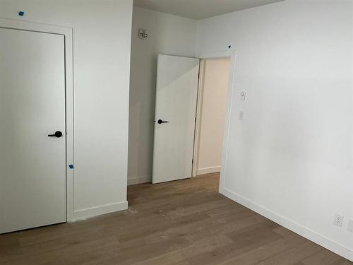 129 5Th Avenue, Swan River, MB - Indoor Photo Showing Other Room
