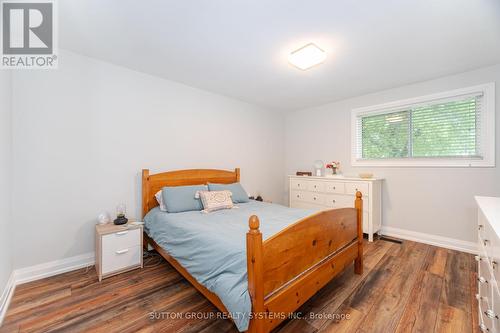 175 Connaught Crescent, Caledon, ON - Indoor Photo Showing Bedroom