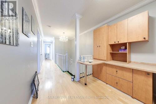 5940 Ridgecrest Trail, Mississauga, ON - Indoor