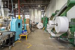 14, 15 & 16 - 4480 CHESSWOOD DRIVE Toronto, ON M3J 2B9