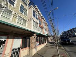2965 KINGSWAY  Vancouver, BC V5R 5J4
