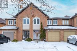 247 HUMBERLAND DRIVE  Richmond Hill, ON L4E 3T4