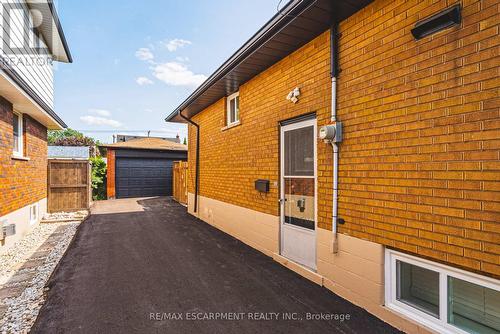 131 Welbourn Drive, Hamilton, ON - Outdoor With Exterior