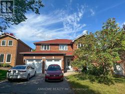 87 BALLARD CRESCENT  Newmarket, ON L3X 1S2